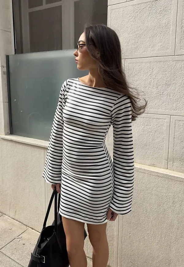 Nelly - Rutigt/Randigt - Stripe Wide Sleeve Dress