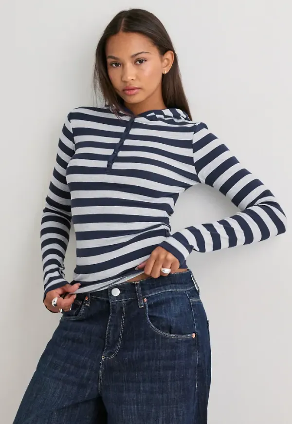 Nelly - Rutigt/Randigt - Striped Hood LS Top
