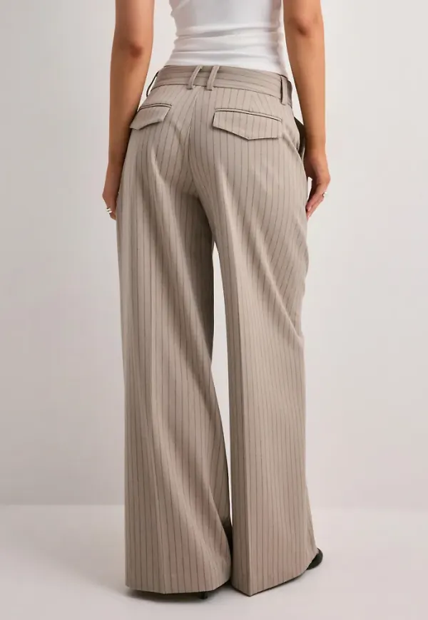 Nelly - Rutigt/Randigt - Volume Back Pocket Striped Pants