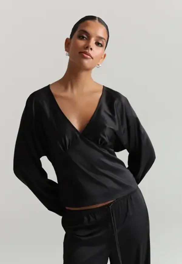 Nelly - Svart - Bow Detail Blouse