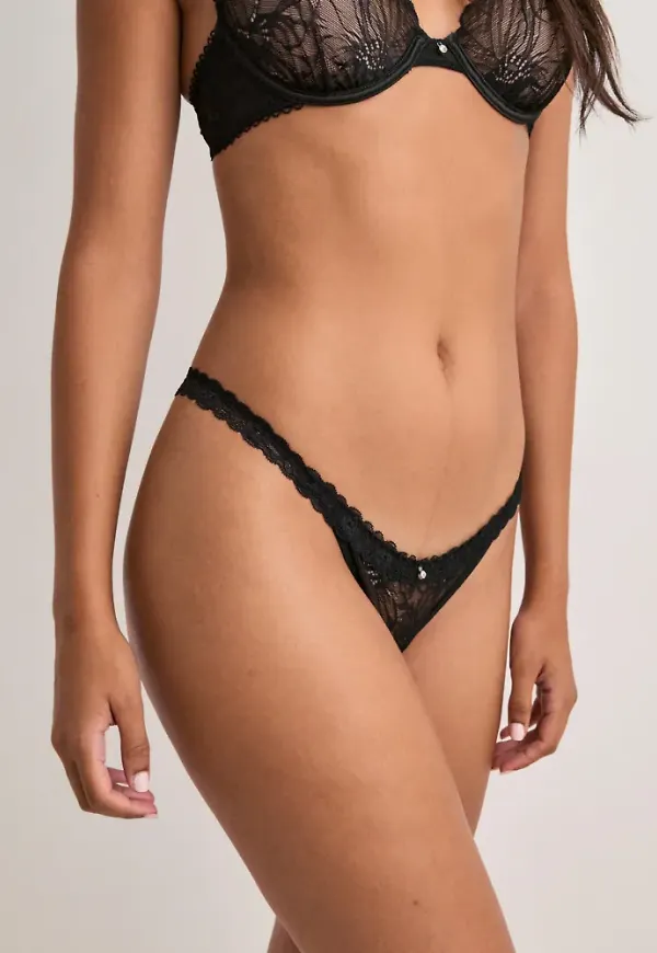 Nelly - Svart - Charm Lace Thong