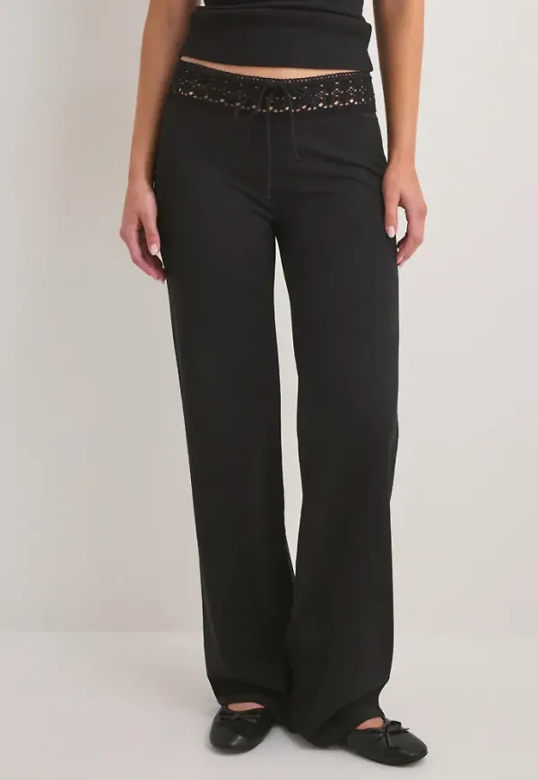 Nelly - Svart - Crochet Waist Crepe Pants