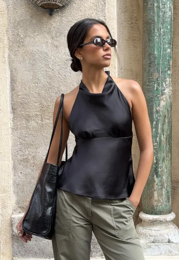 Nelly - Svart - Drapy Satin Top
