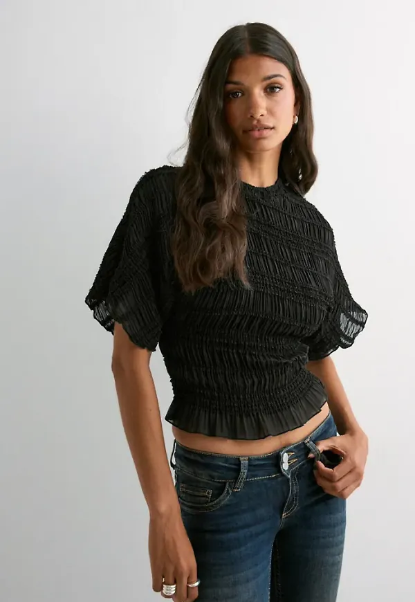 Nelly - Svart - Frill Turtleneck Blouse