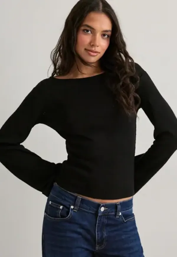 Nelly - Svart - Gorgeous Wide Sleeve Sweater