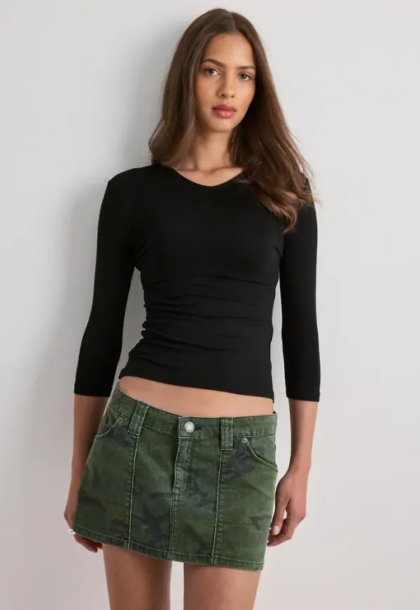 Nelly - Svart - Half Sleeve V Neck Top