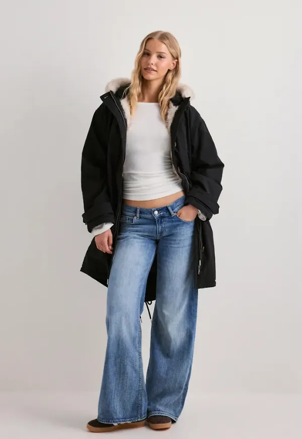 Nelly - Svart - Long Parka