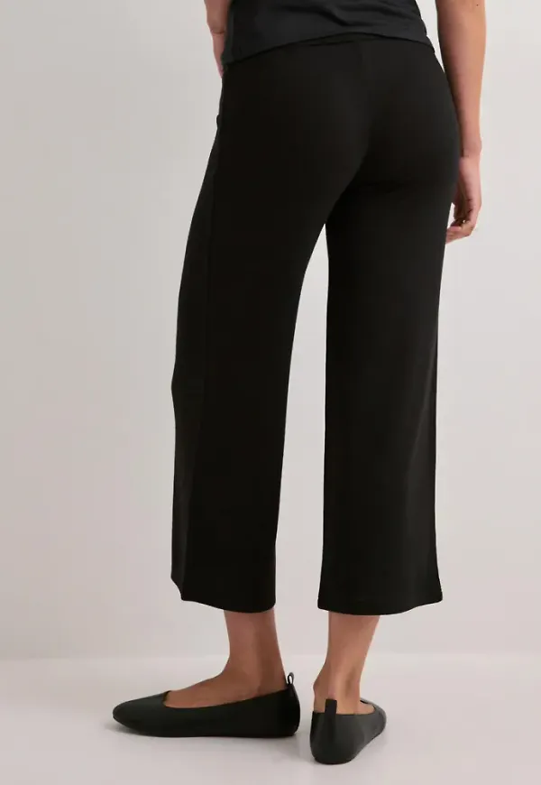 Nelly - Svart - My Chill Cropped Pants