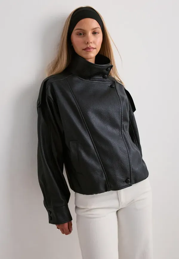 Nelly - Svart - PU Bomber Jacket