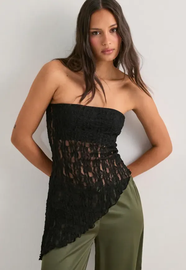 Nelly - Svart - Romantic Lace Tube Top