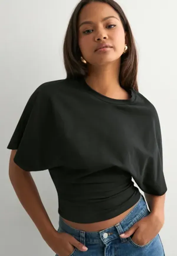 Nelly - Svart - Perfect Puffy Top