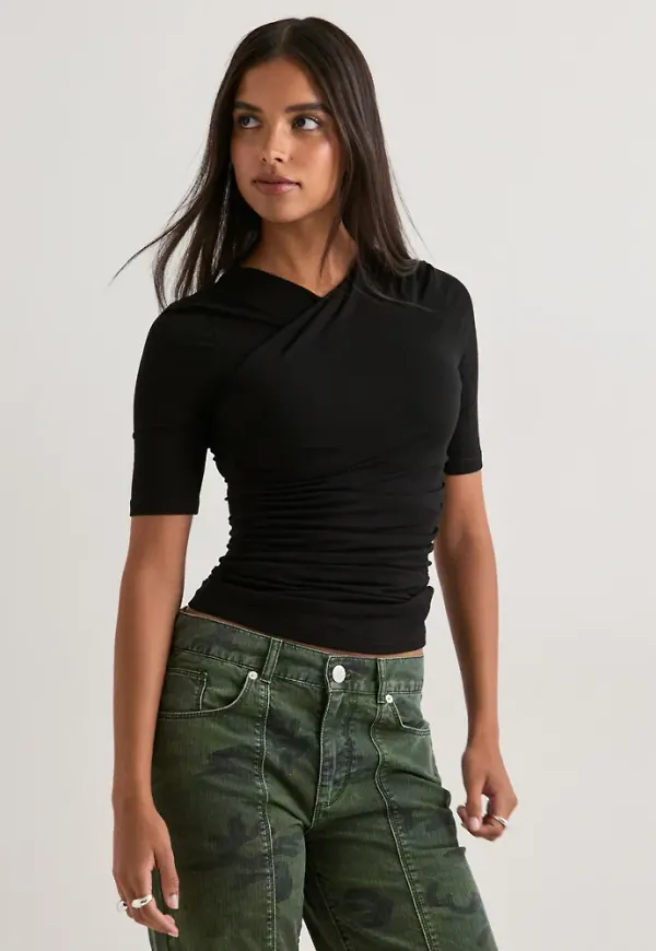 Nelly - Svart - Ruched Wrap Top