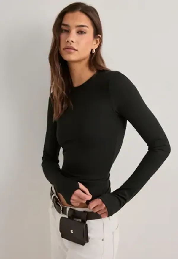 Nelly - Svart - Sculpting LS Top