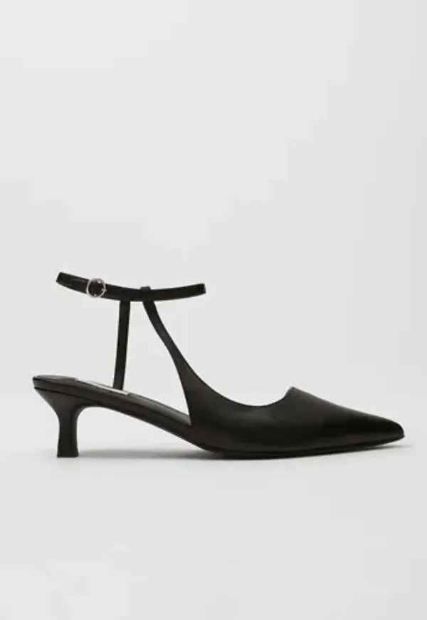 Nelly - Svart - Side Cut Pointy Heel