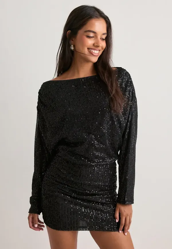 Nelly - Svart - Slouchy Sequin Dress – Nelly