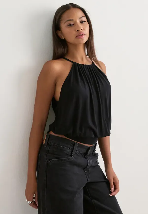 Nelly - Svart - Soft Drape Tie Back Top