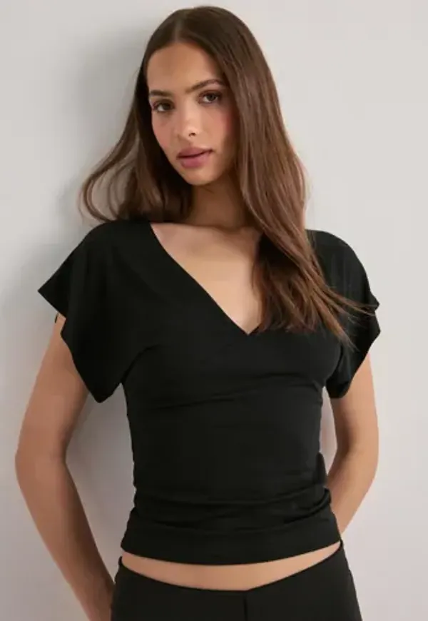 Nelly - Svart - Soft Plunge Top