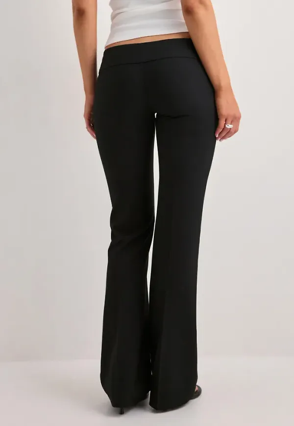 Nelly - Svart - Super Low Waist Flare Pants