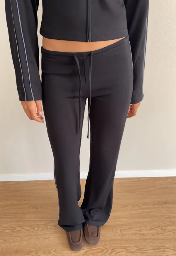 Nelly - Svart - Track Bootcut Joggers