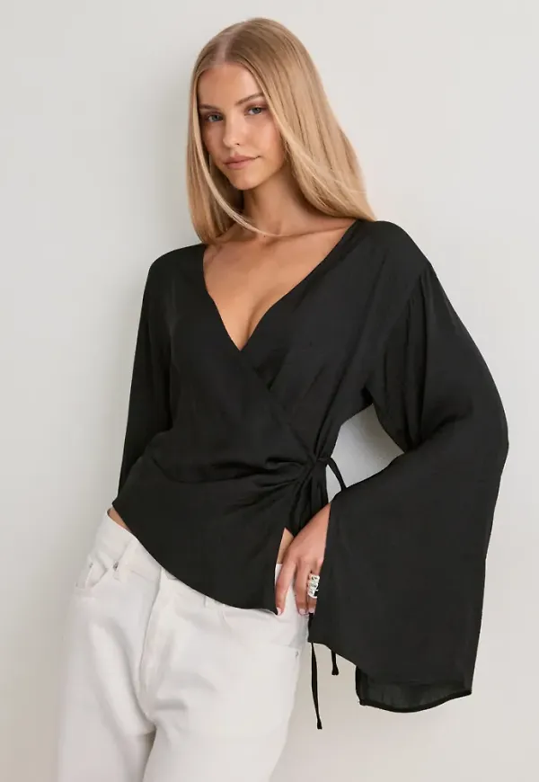 Nelly - Svart - Wrap Wide Sleeve Blouse