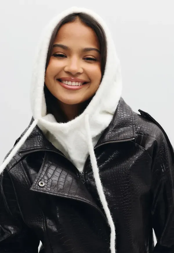 Nelly - Vit - Cable Knit Balaclava