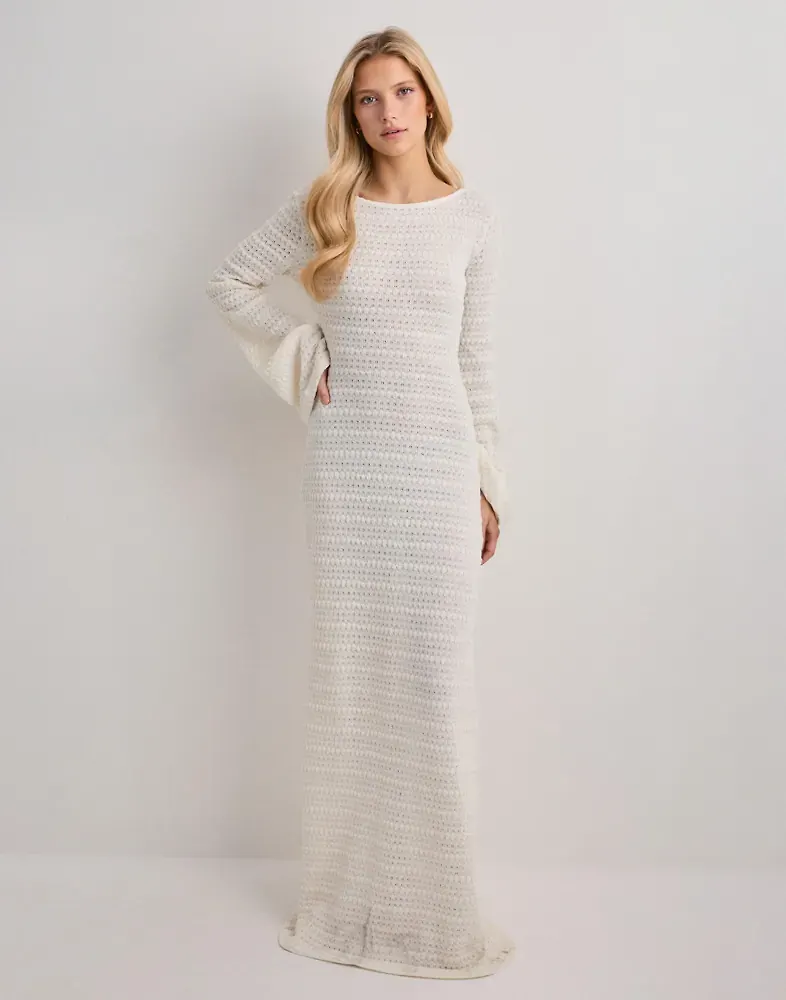 Nelly - Vit - Crochet Maxi Dress