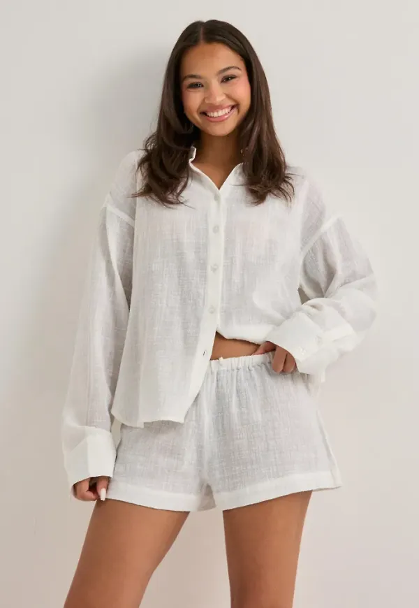 Nelly - Vit - Easy Breeze Shorts