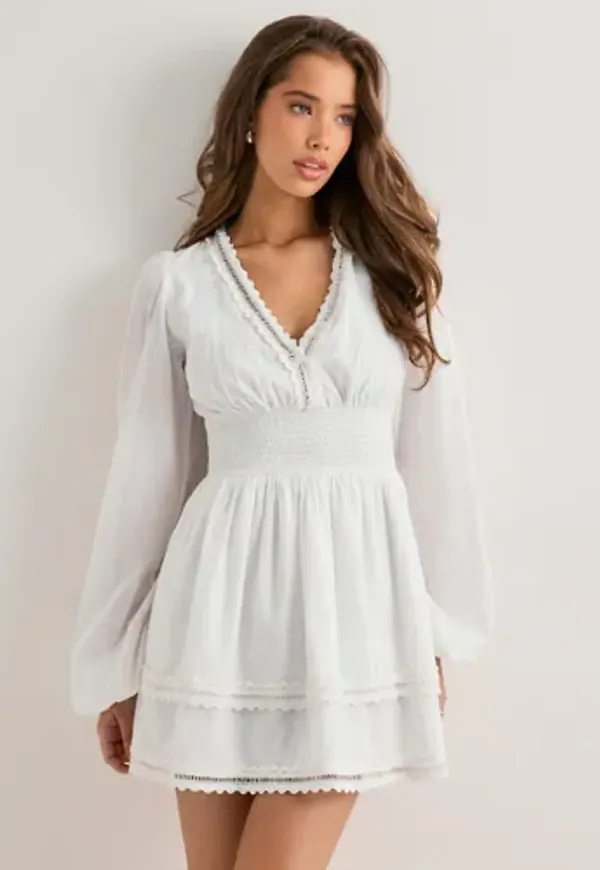 Nelly - Vit - Fine Little Flounce Dress