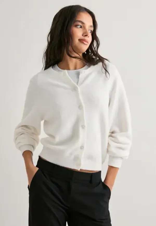 Nelly - Vit - Fuzzy Knit Cardigan
