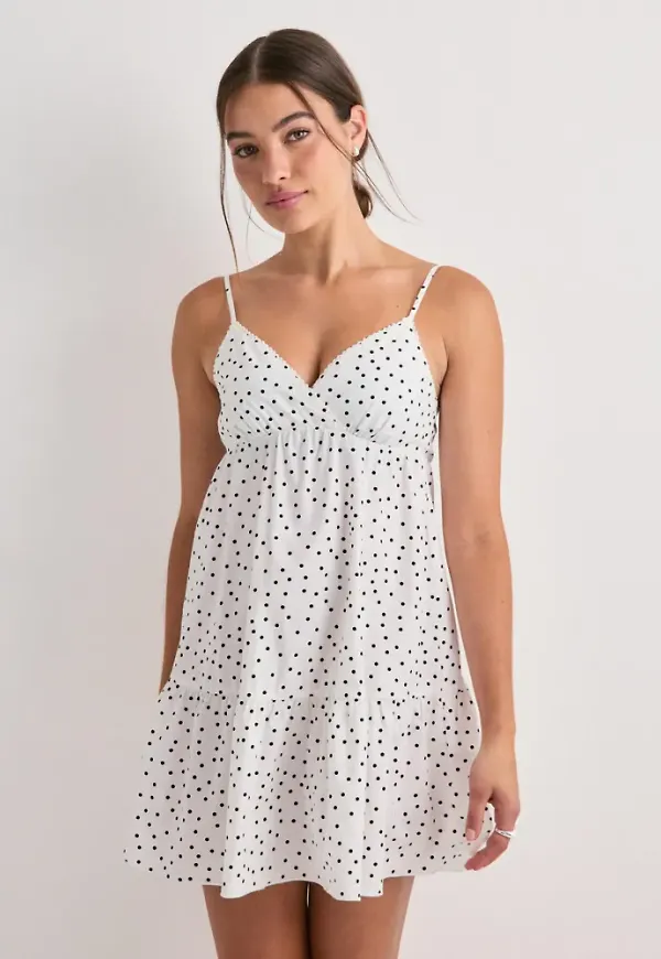 Nelly - Vit - Lace Detail Dress