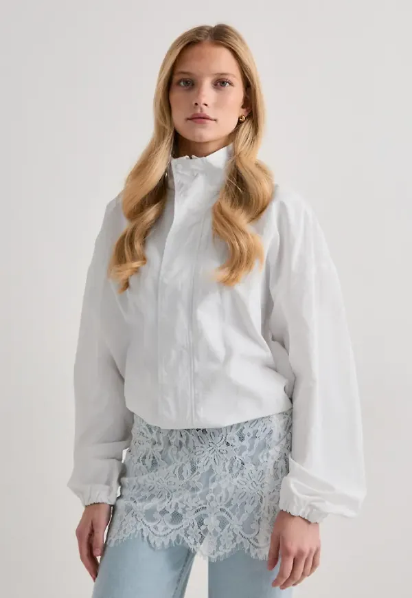 Nelly - Vit - Lace Mini Skirt