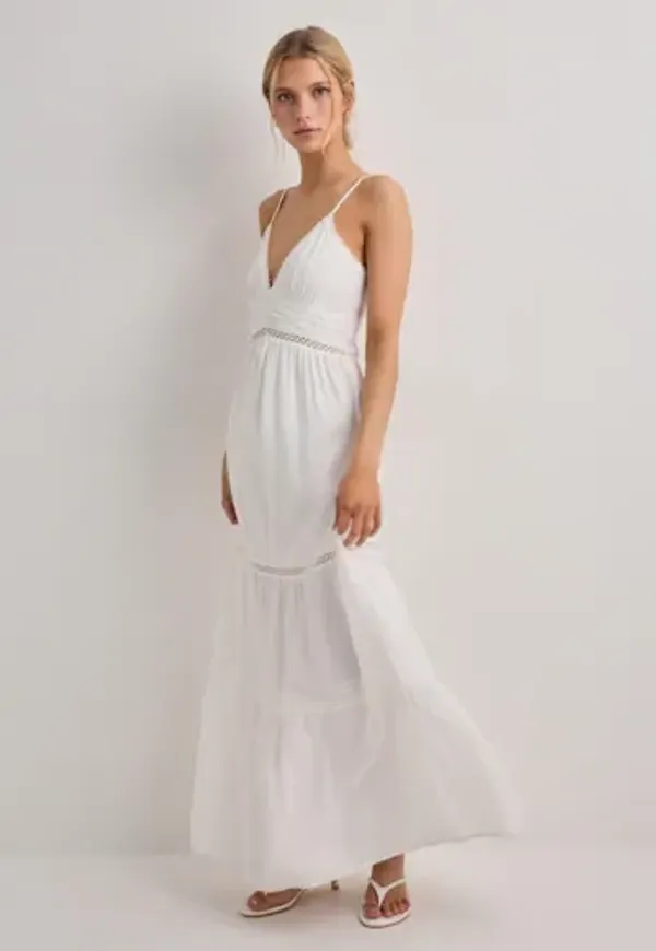 Nelly - Vit - Maxi Lace Insert Dress