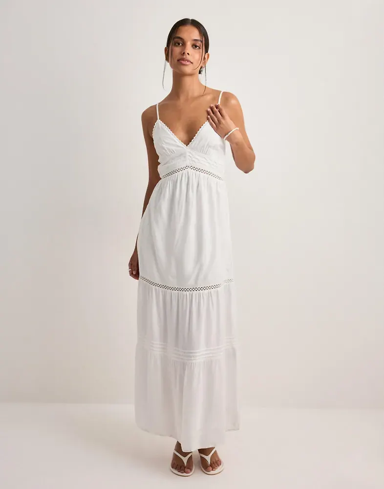 Nelly - Vit - Maxi Lace Insert Dress
