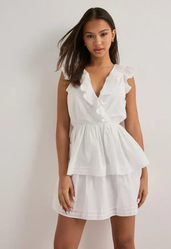 Nelly - Vit - Perfect Frill Dress