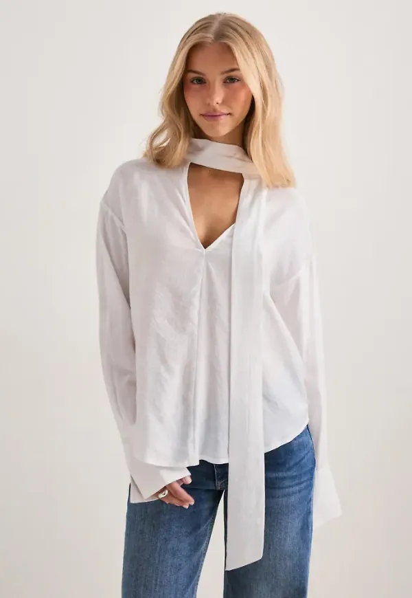 Nelly - Vit - Scarf Blouse