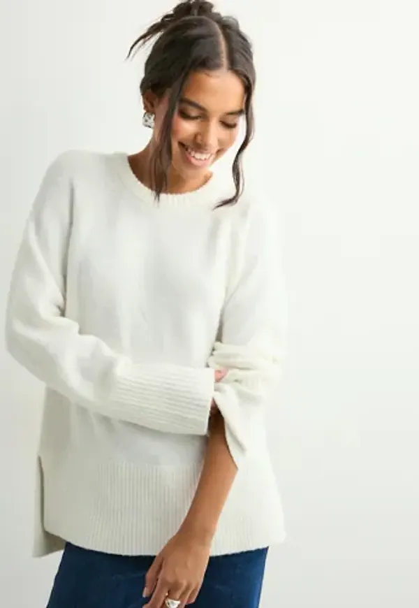 Nelly - Vit - Slit Knit Sweater