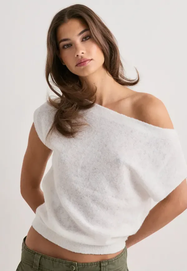 Nelly - Vit - Slouchy Knit Top