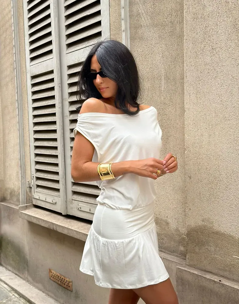 Nelly - Vit - Soft Shoulder Mini Dress