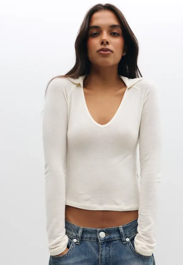 Nelly - Vit - Soft Wool Blend Collar Top