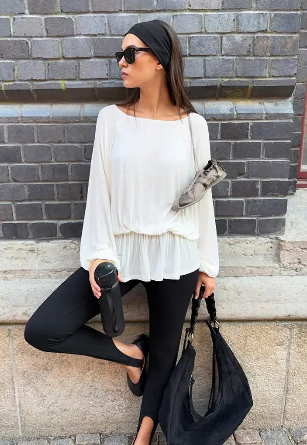 Nelly - Vit - Soft Wool Blend Frill Top