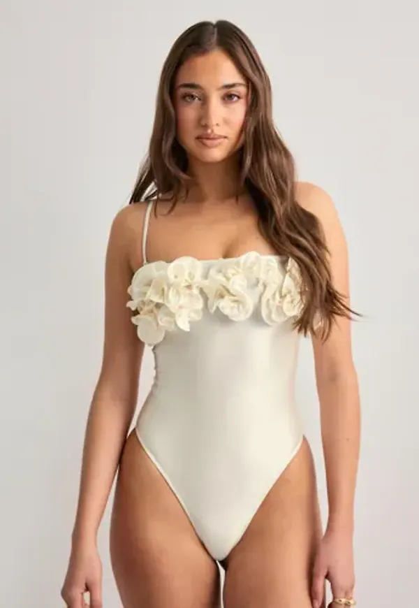 Nelly - Vit - Summer Dreams Swimsuit
