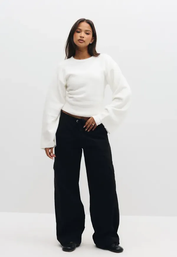 Nelly - Vit - Tight Waist Knit Sweater