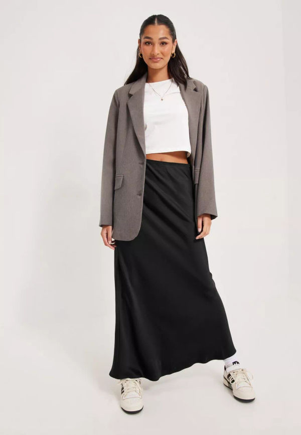 Neo Noir - Långa kjolar - Black - Vicky Heavy Sateen Skirt - Kjolar