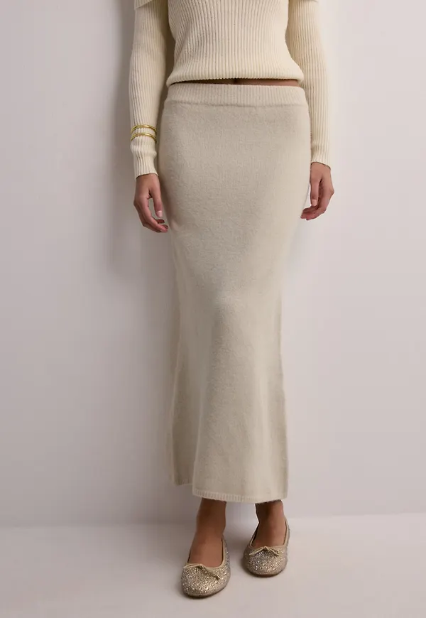 Neo Noir - Beige - Ashanti Knit Skirt