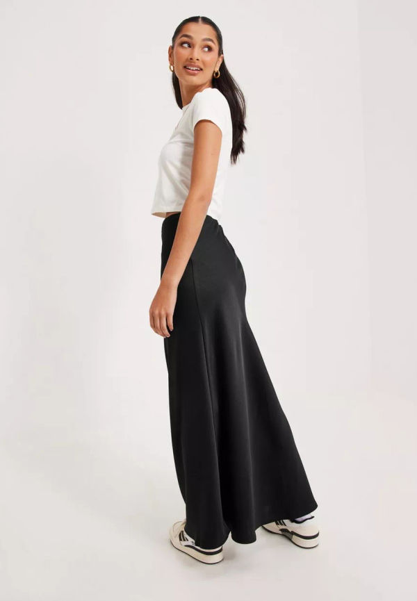 Neo Noir - Långa kjolar - Black - Vicky Heavy Sateen Skirt - Kjolar