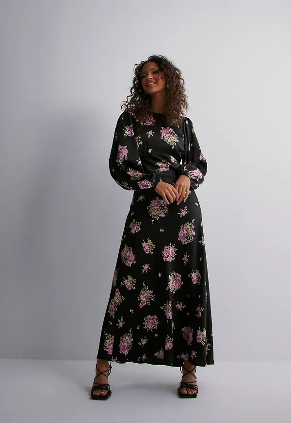 Neo Noir - Svart - Ilba Flower Bunch Dress