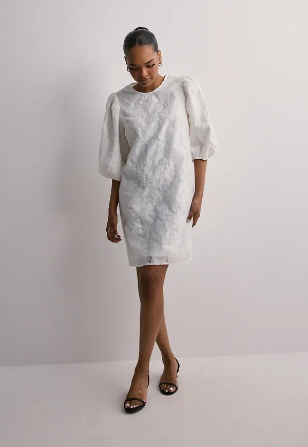 Neo Noir - Vit - Limba Brocade Dress
