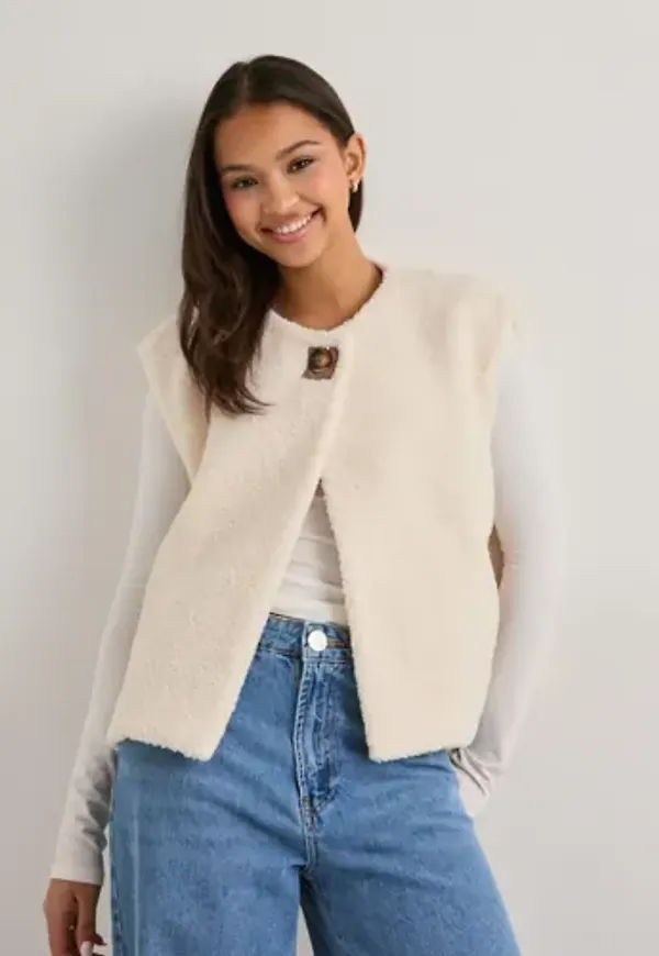 Neo Noir - Beige - Anjanna Teddy Vest