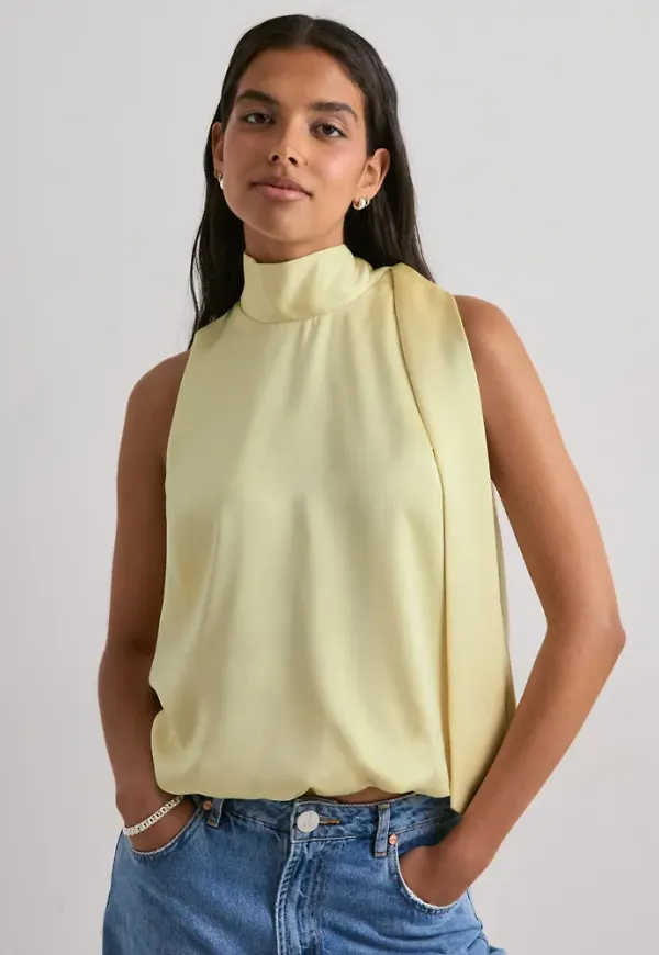 Neo Noir - Gul - Veda Heavy Sateen Top