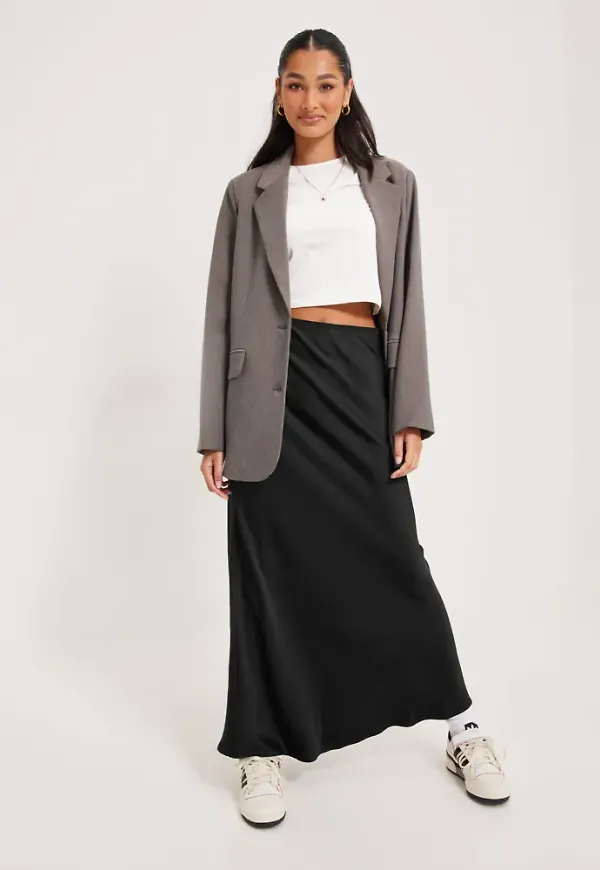 Neo Noir - Svart - Vicky Heavy Sateen Skirt